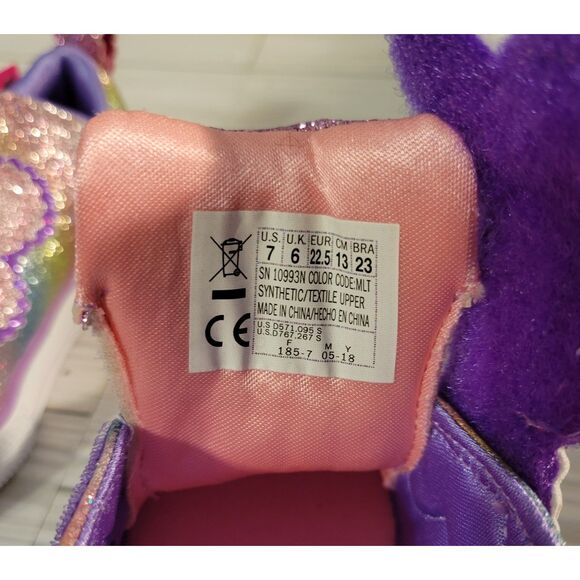 Skechers NWT Girls Rainbow Unicorn Twinkle Toes Light-up Sneakers Size 7 - Picture 3 of 6